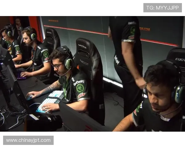 FPX在CSGO比赛中的节奏掌控与失误分析