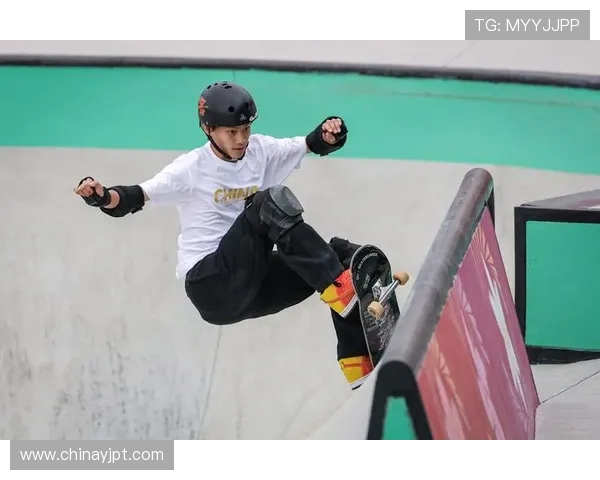 南京滑板队心理素质创新高引发热议滑板运动新风潮