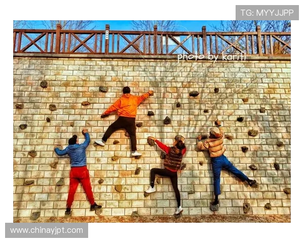 成都攀岩队个人能力引发热议各方观点交锋探讨攀岩竞技的未来发展