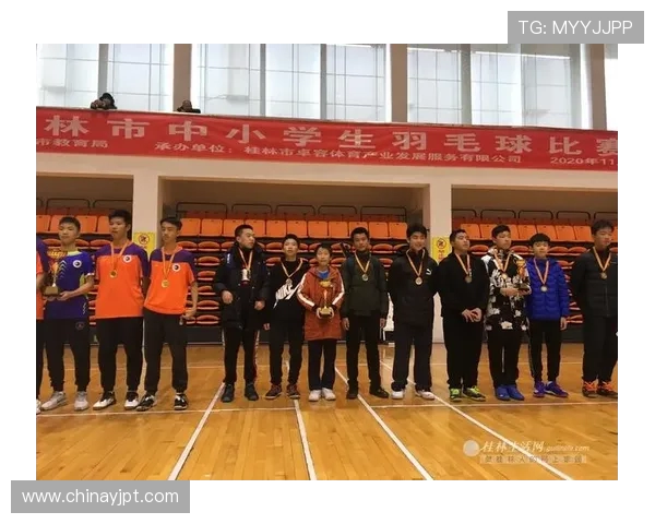 重庆羽毛球队与南京羽毛球队耐力较量赛后分析与反思