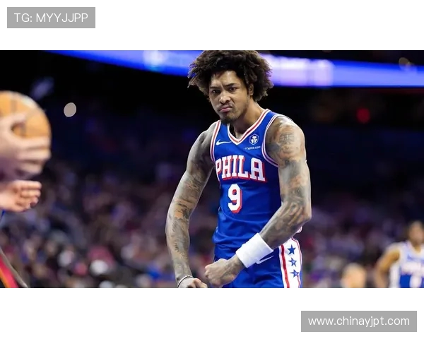 12月6日雷霆对决爵士精彩回顾与赛后分析,谁能在这场较量中脱颖而出 12月6日雷霆对决爵士精彩回顾与赛后分析,谁能在这场较量中脱颖而出